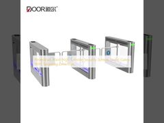 Sistema di sicurezza con tornelli a mezza altezza per pedoni, cancelli a battente con rilevamento del tailgating