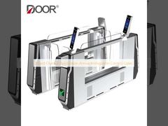 Controllo di arrivo all'applicazione di check-in del consiglio di amministrazione ai cancelli di controllo immigrazione