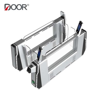 I portoni di sicurezza aeroportuale di Indetification del passaporto hanno sostenuto i bagagli surdimensionati delle sedie a rotelle